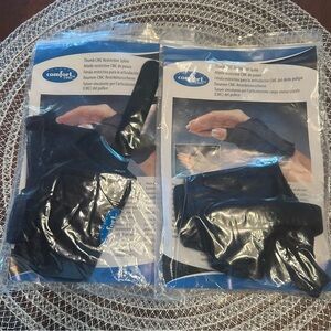 Comfort Cool Black Thumb Splint Pair Size Small